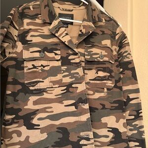 Sanctuary Tan and Black Patterned Jacket